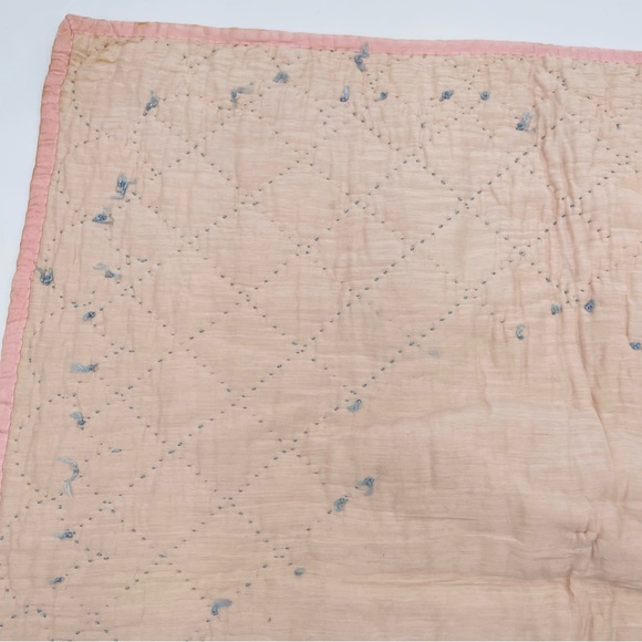 Vintage Baby Quilt Blanket Wounded Bird Handmade Embroidered Peach Pink Bow Girl - Picture 6 of 15